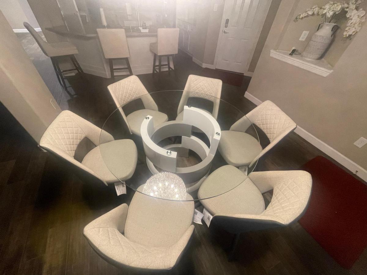 Royce Mini-Mansion With Heated Pool & Spa 休斯敦 外观 照片